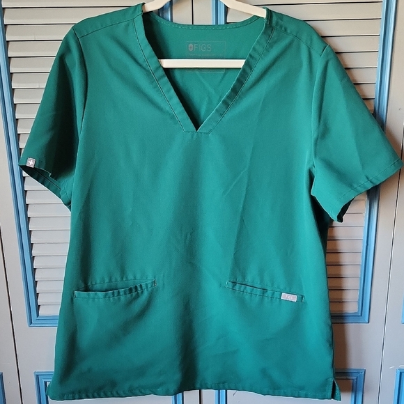Figs Tops - FIGS Green Scrub Top